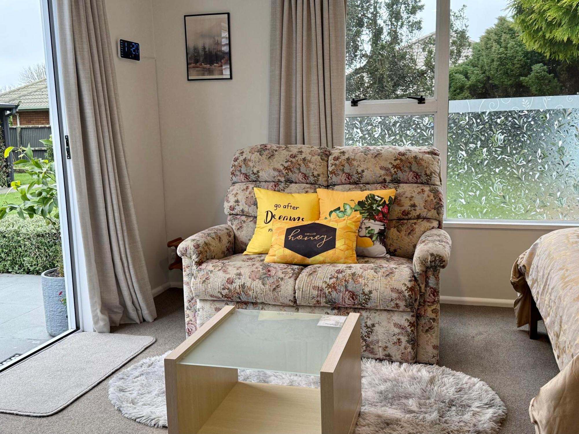 Cozy And Sunny Room Near City To Seapath Christchurch Exterior photo